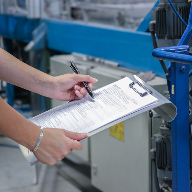 Hängendes Klemmbrett, Aluminium, DIN A4, hoch